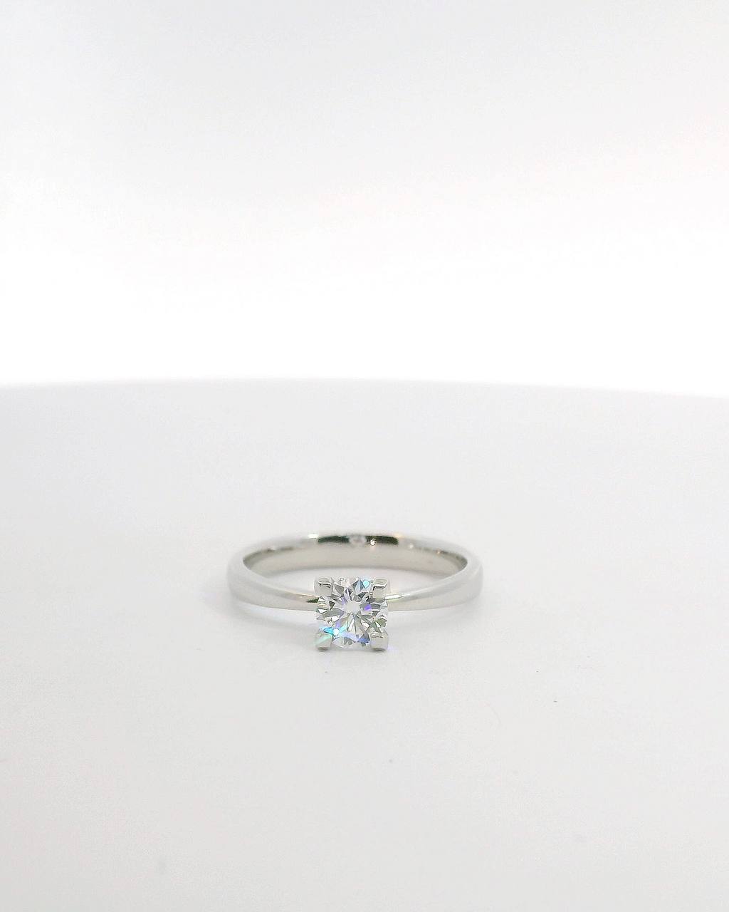 Каблучка, Вага 2,2 грами