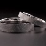 sytchasna-klassyka-obrutshka-v-bilomy-zoloti-8