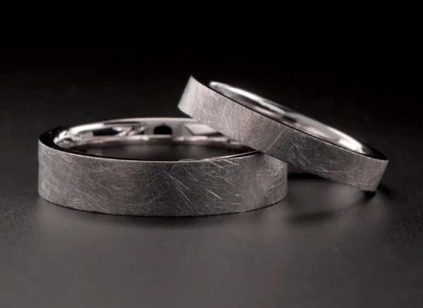 sytchasna-klassyka-obrutshka-v-bilomy-zoloti-8