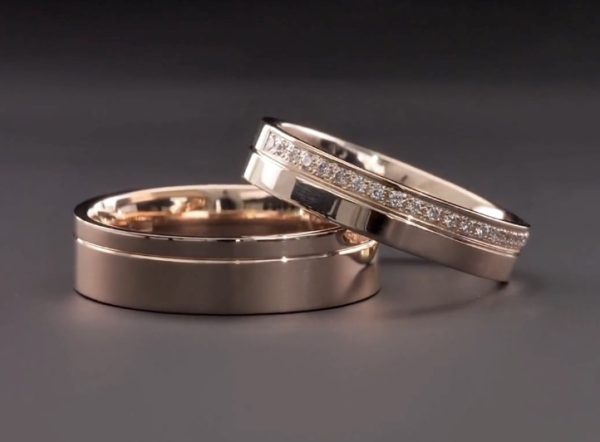 sytchasna-klassyka-obrutshka-v-chervonomy-zoloti-11